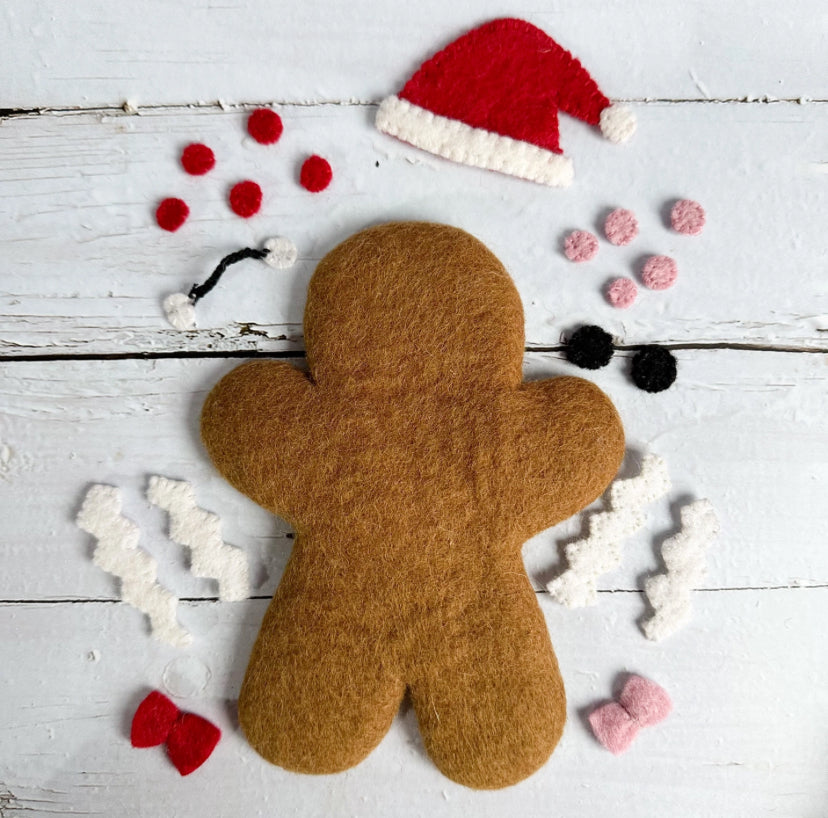 Small Felt “Build a Gingerbread Person” Mat