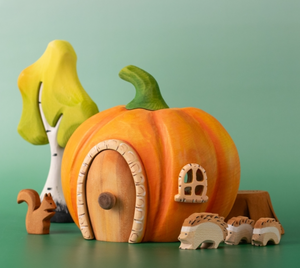 *Preorder* Pumpkin House